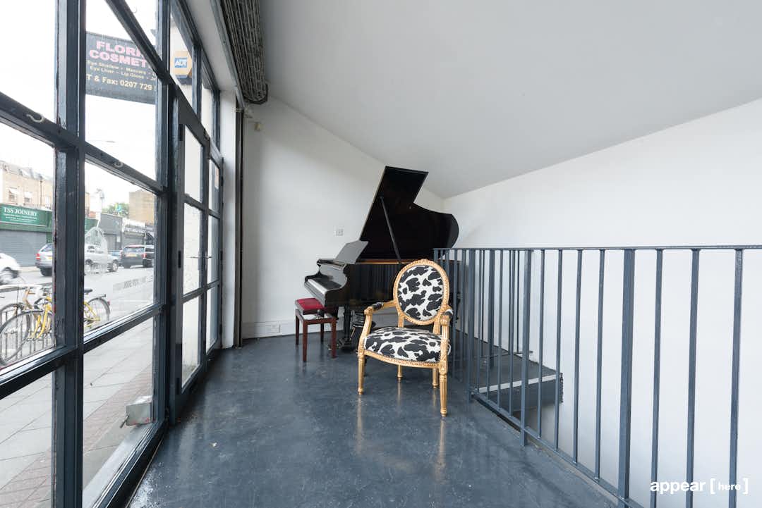 272 Hackney Rd - interior with piano