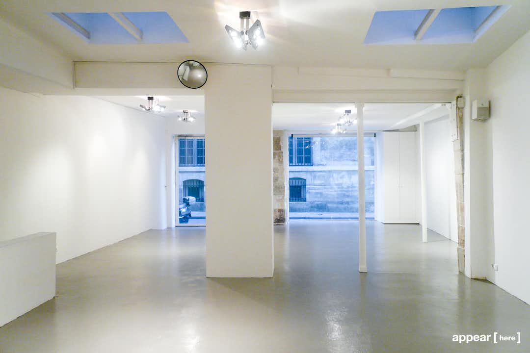 Galerie Odile Ouizeman, Paris - interior