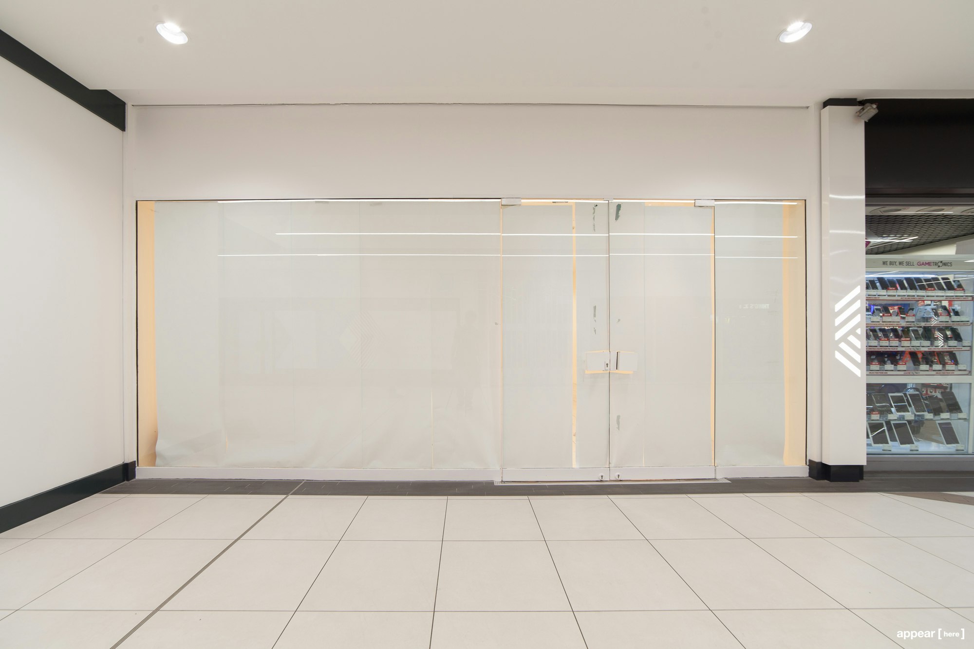 King's Mall, Hammersmith - exterior