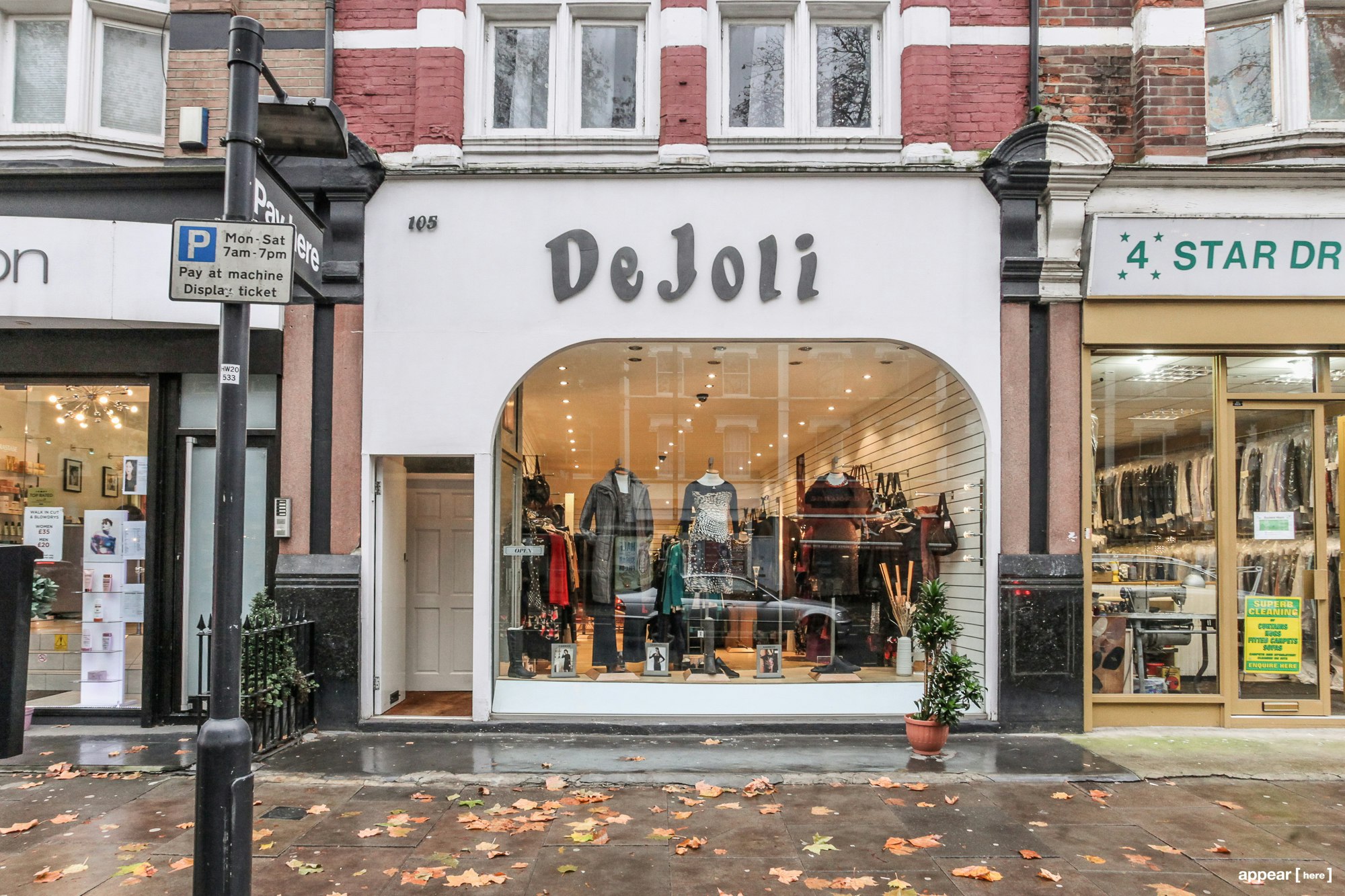 Chiswick High Road Rail Space