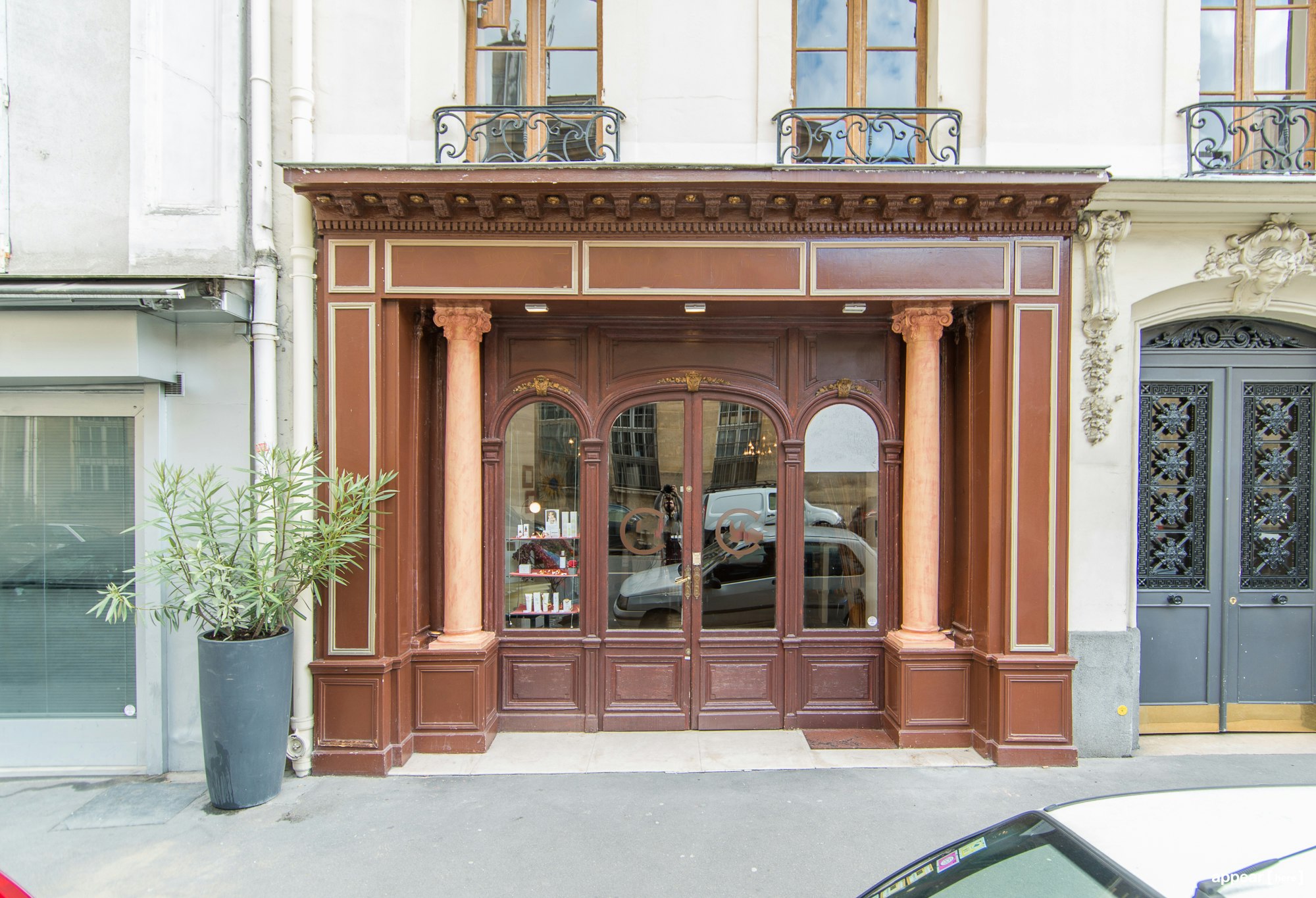 Espace Jardin du Luxembourg, exterior