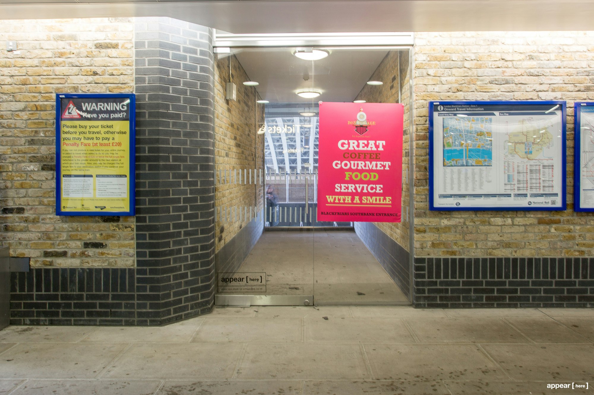  GT Railways Blackfriars Southside Unit, London