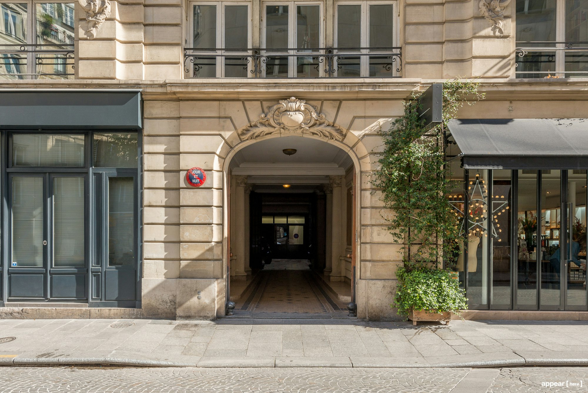 Petit Showroom Sentier