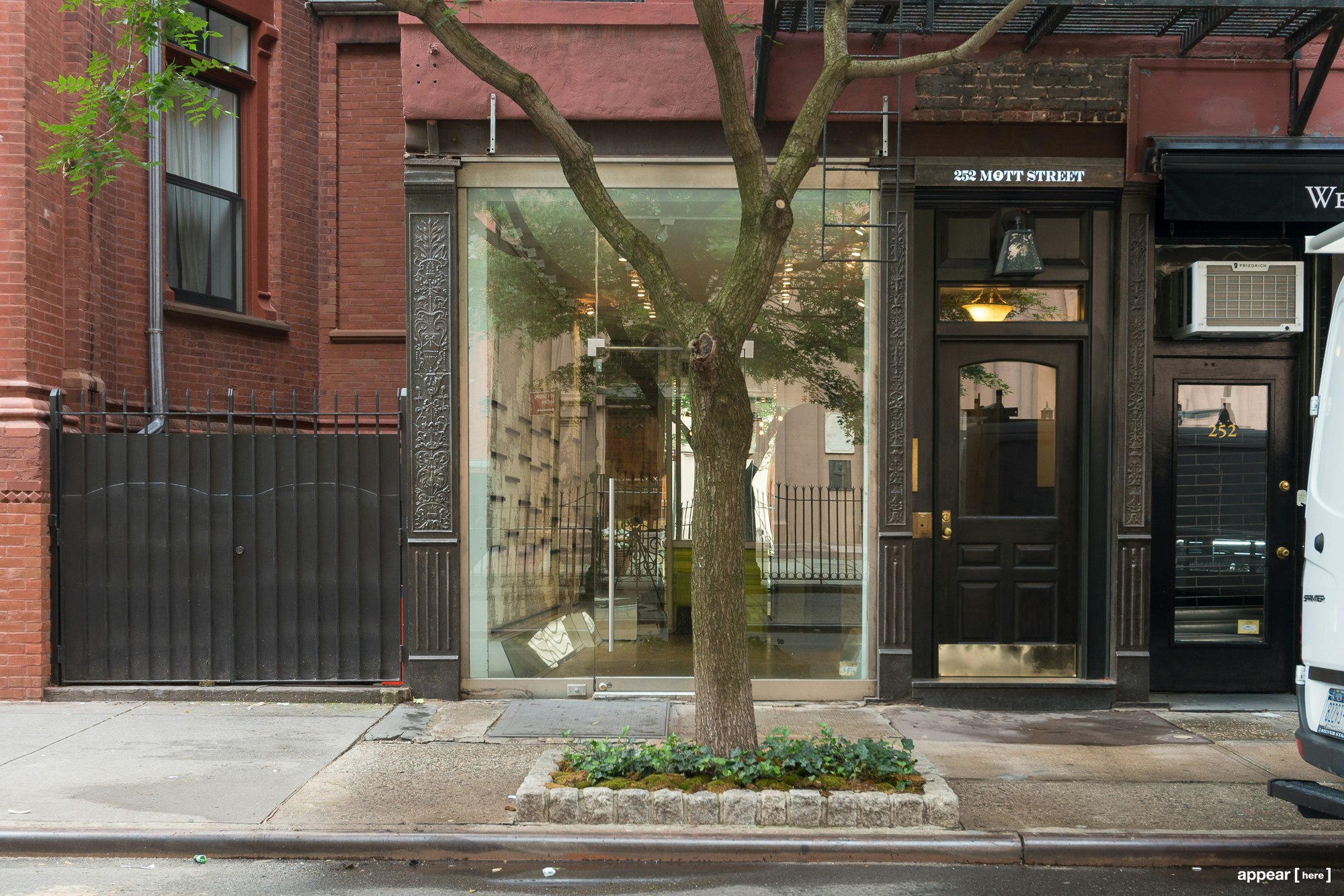 Mott Street, Nolita - Retail Boutique