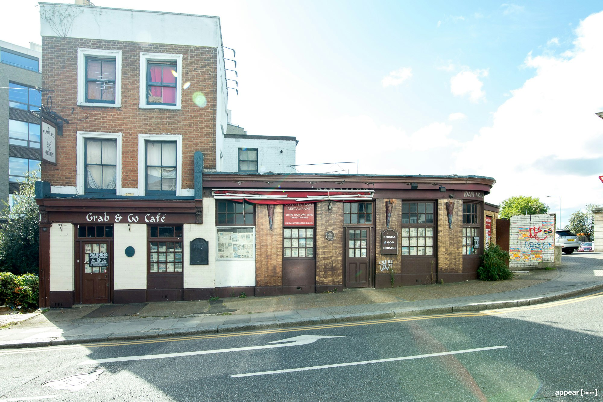Kensal Road, Ladbroke Grove - Double Entrance Bar and Event Space 