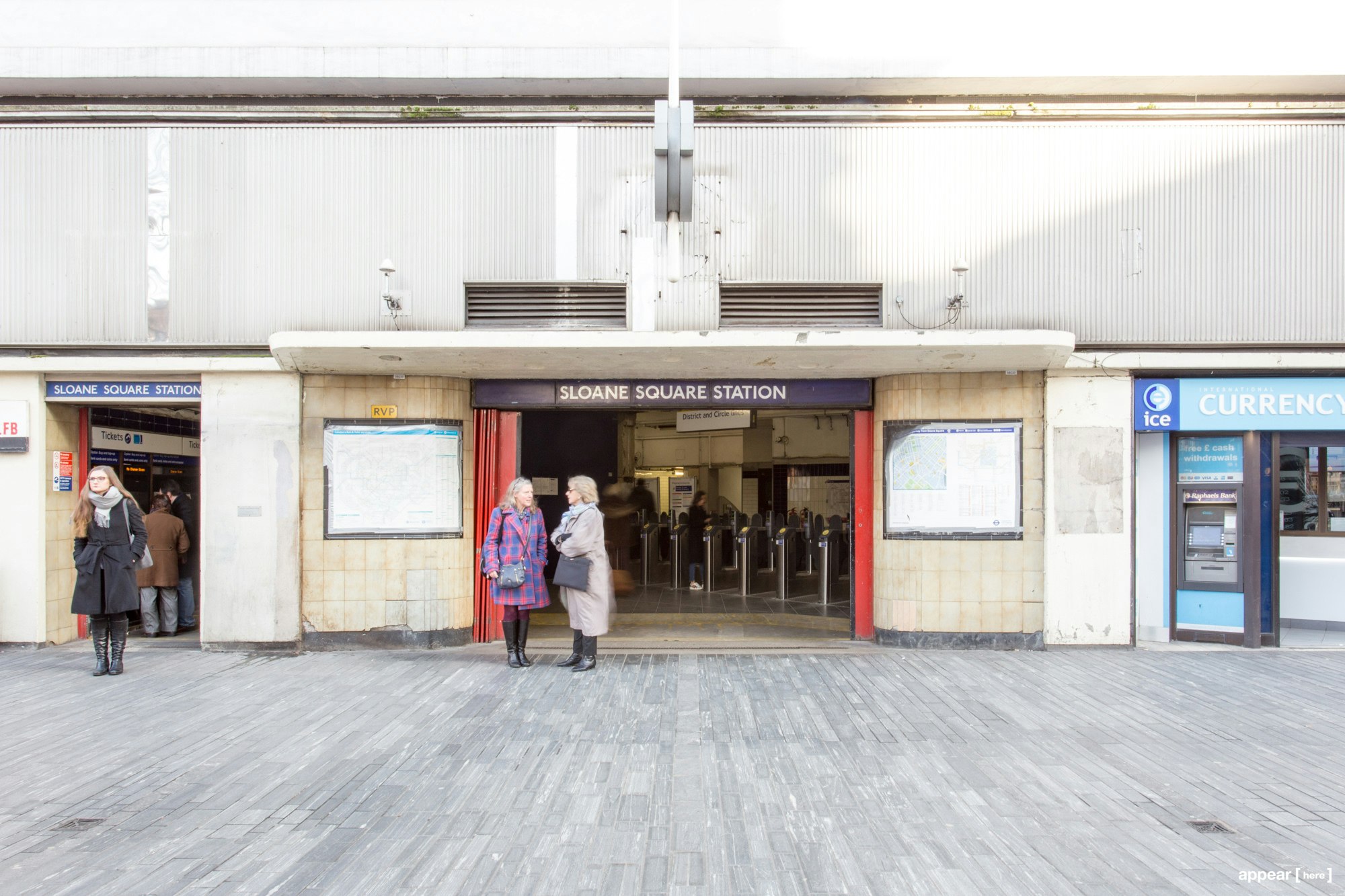 Sloan Square Station - Ticket Hall, London