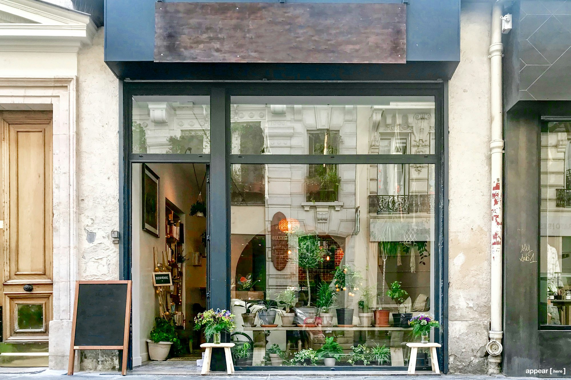 Café-Boutique Étienne Marcel