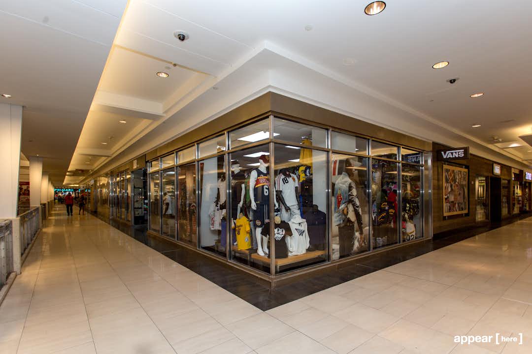 King’s Plaza Shopping Mall - Glass Boutique
