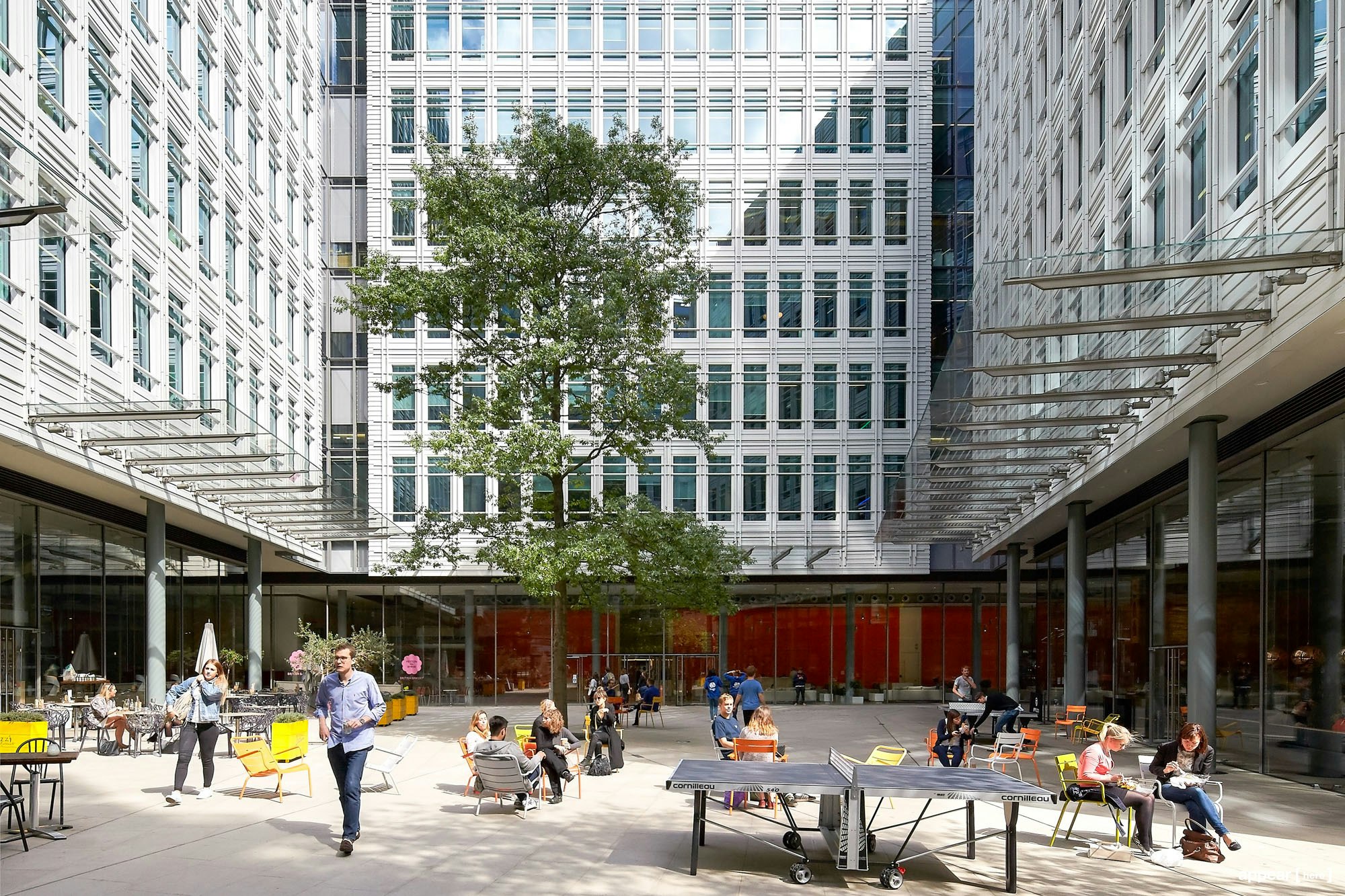 Central St Giles F&B Space