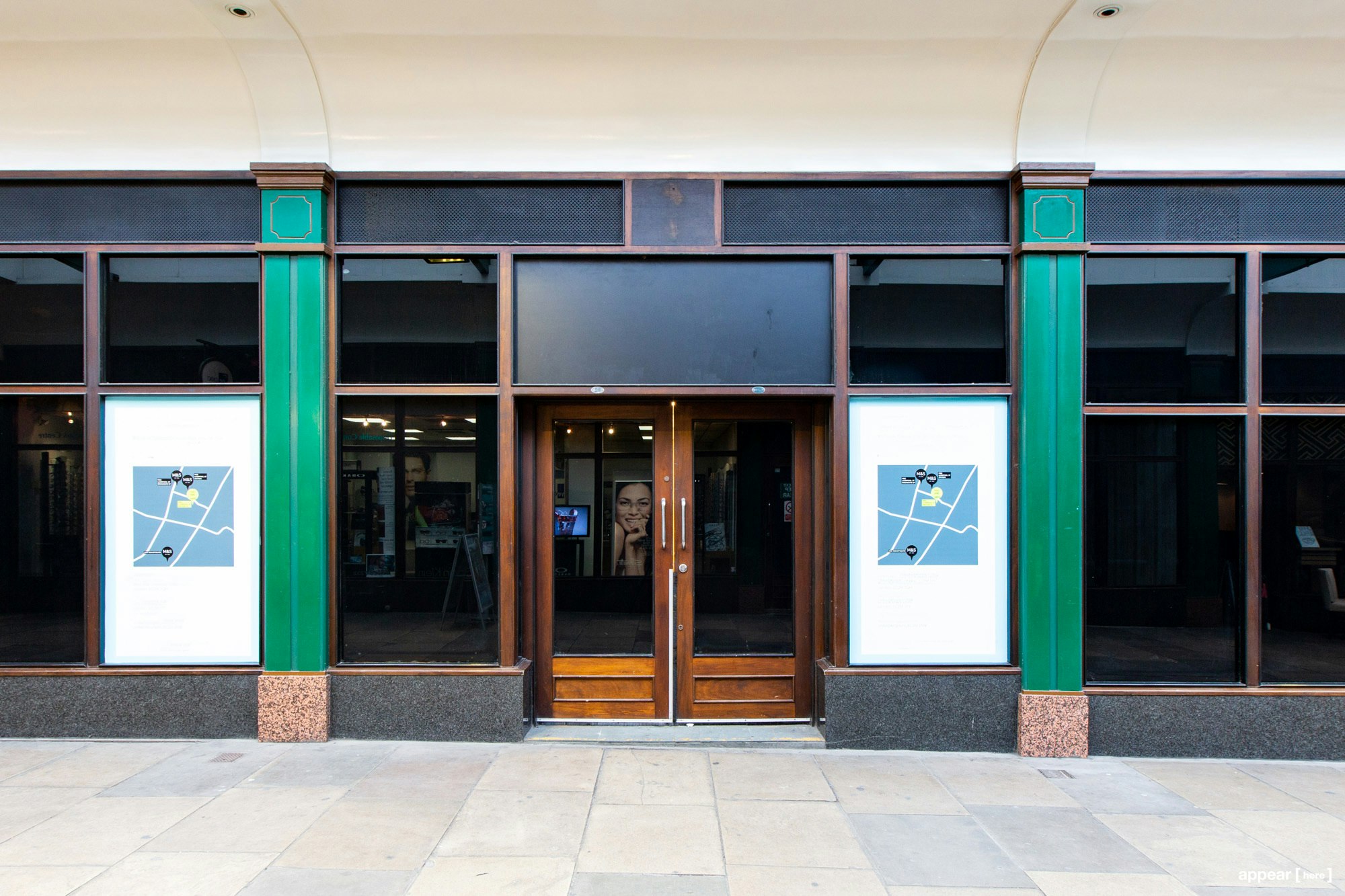 Liverpool Street Arcade Store