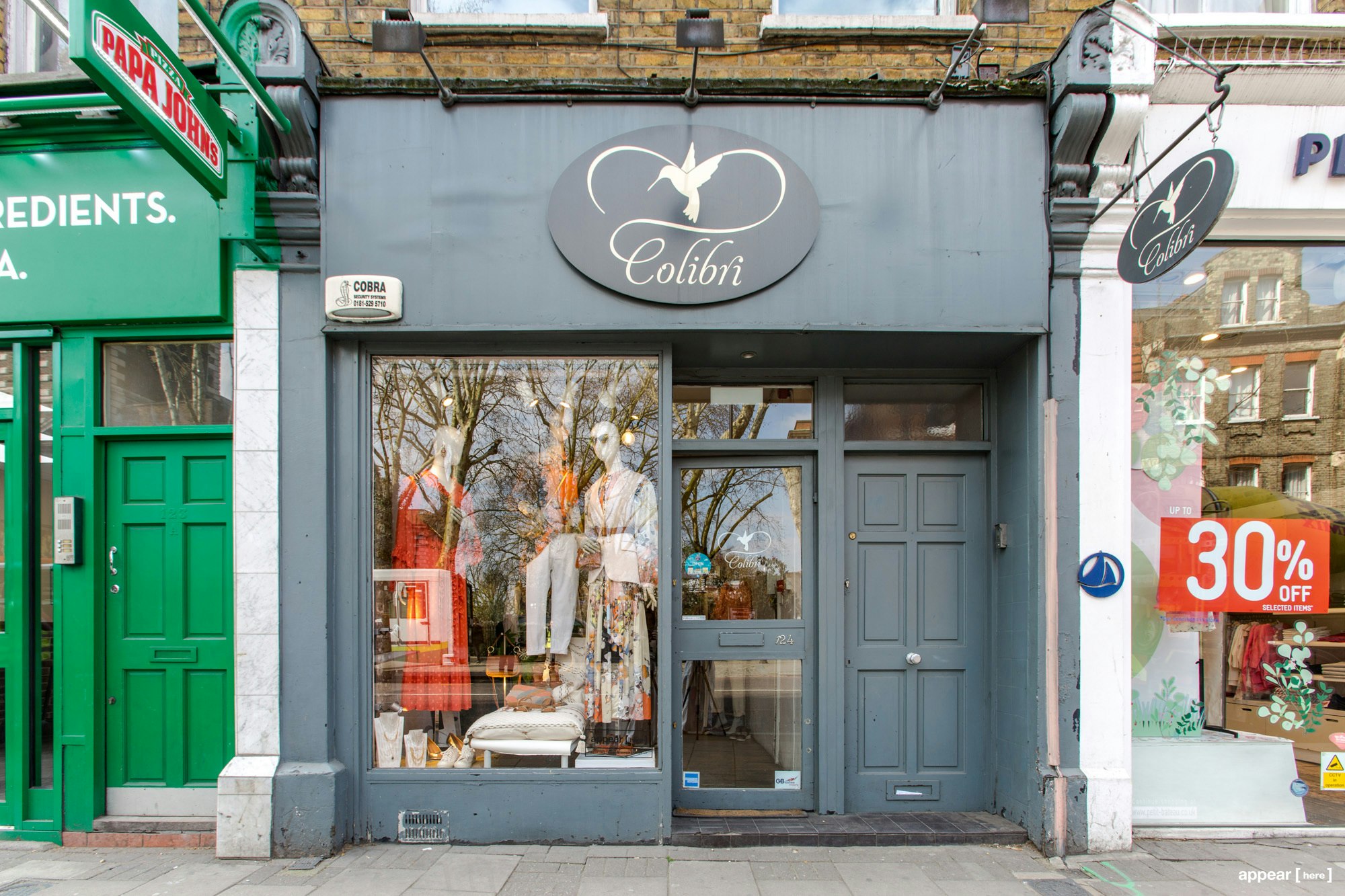 124 Upper St , London