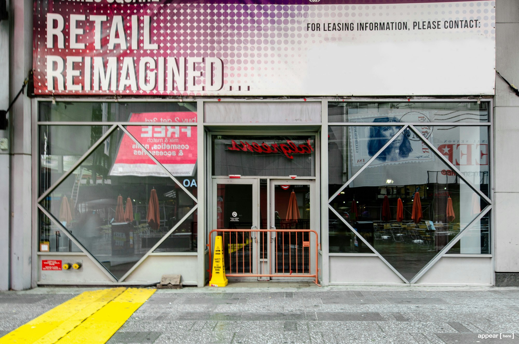 West 42nd Street - The Times Square Flagship Space