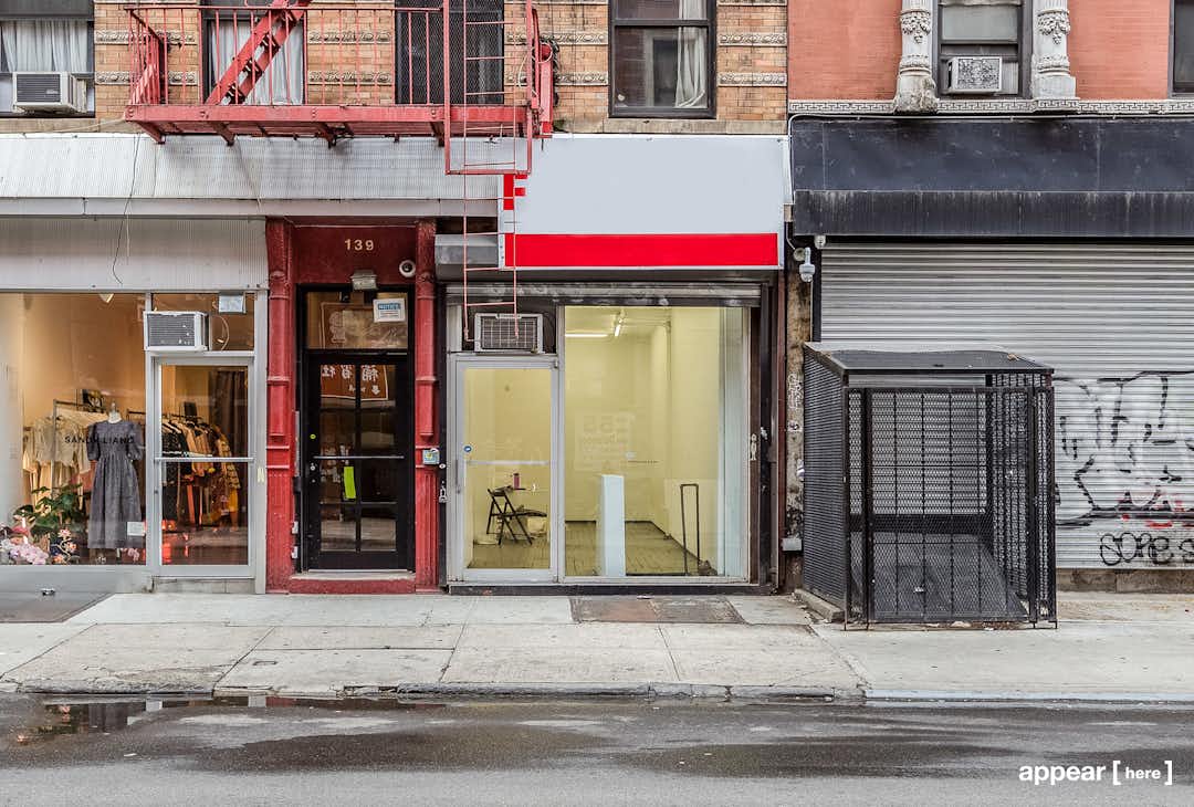 Eldridge street, Lower East Side - LES’s Pop Up Gallery