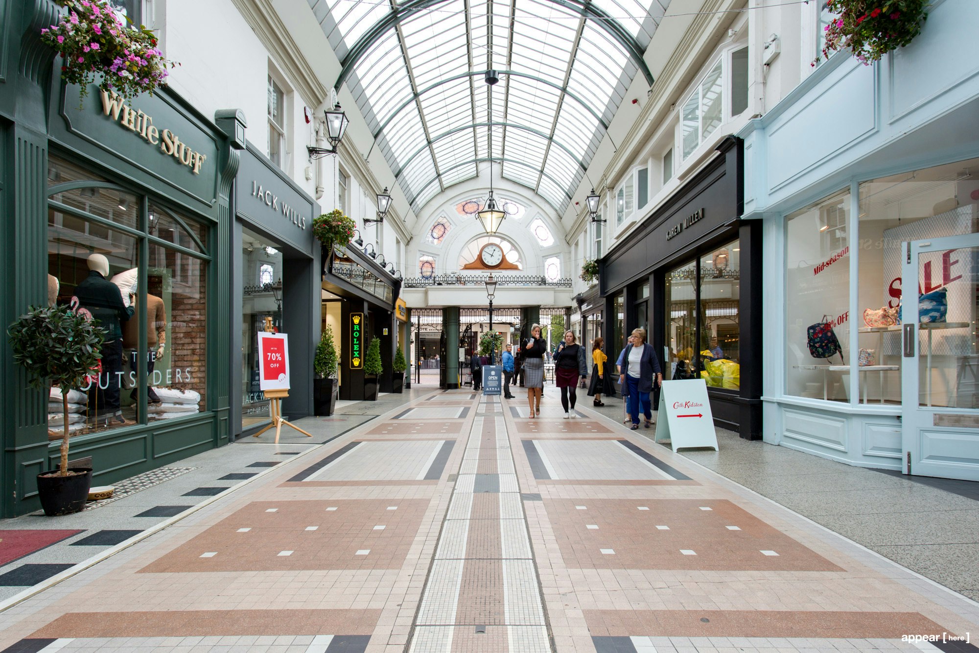 The Arcade, Bournemouth - The Grab & Go Kiosk