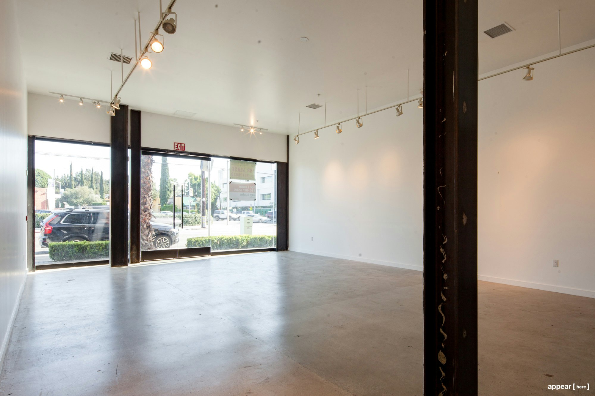 La Cienega, West Hollywood - The Black Storefront