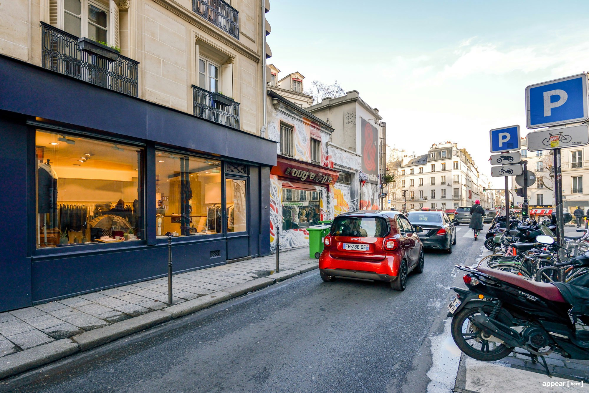 Magasin bleu du Haut Marais