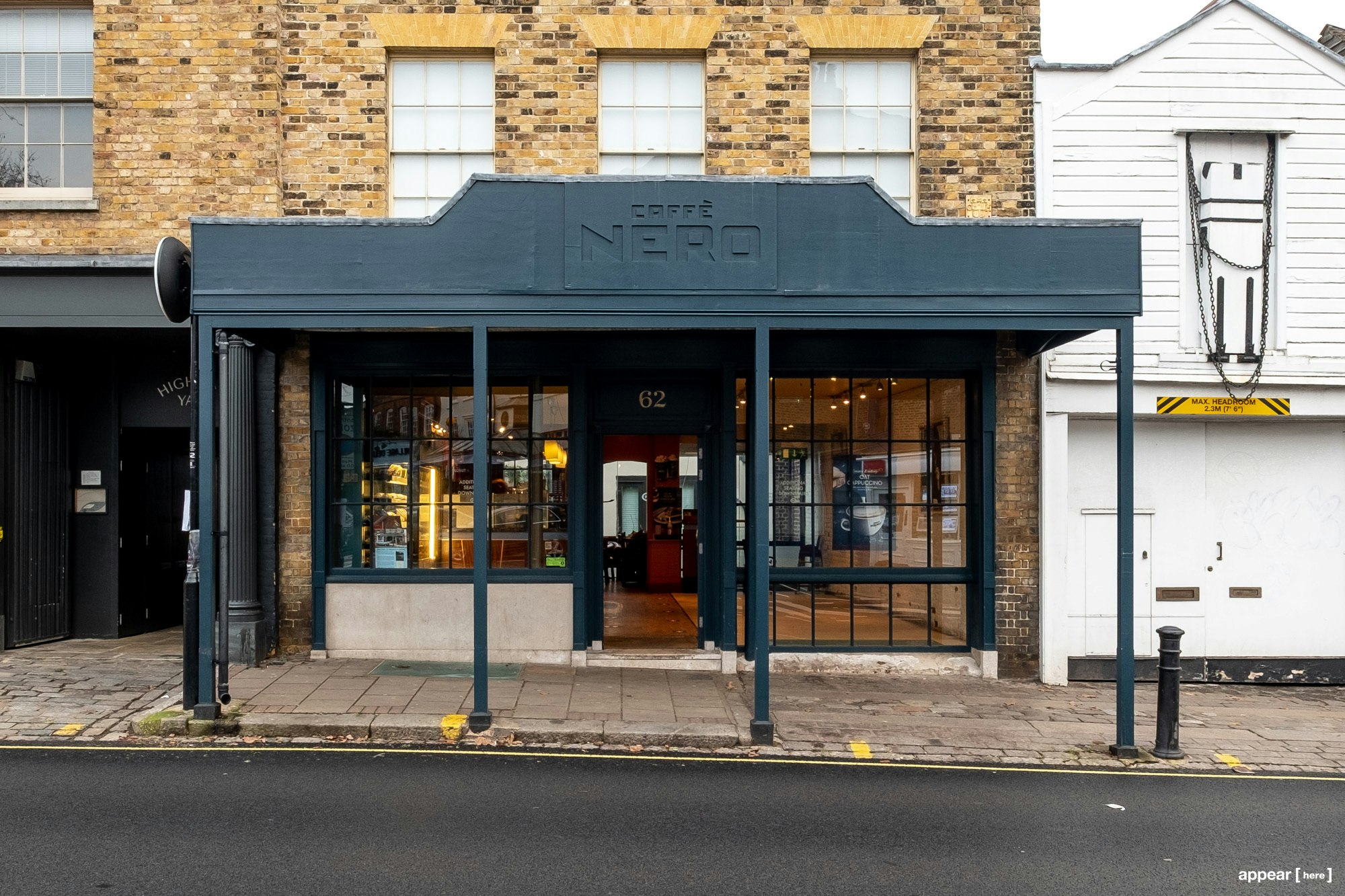 Highgate High Street - The Charming Cafe