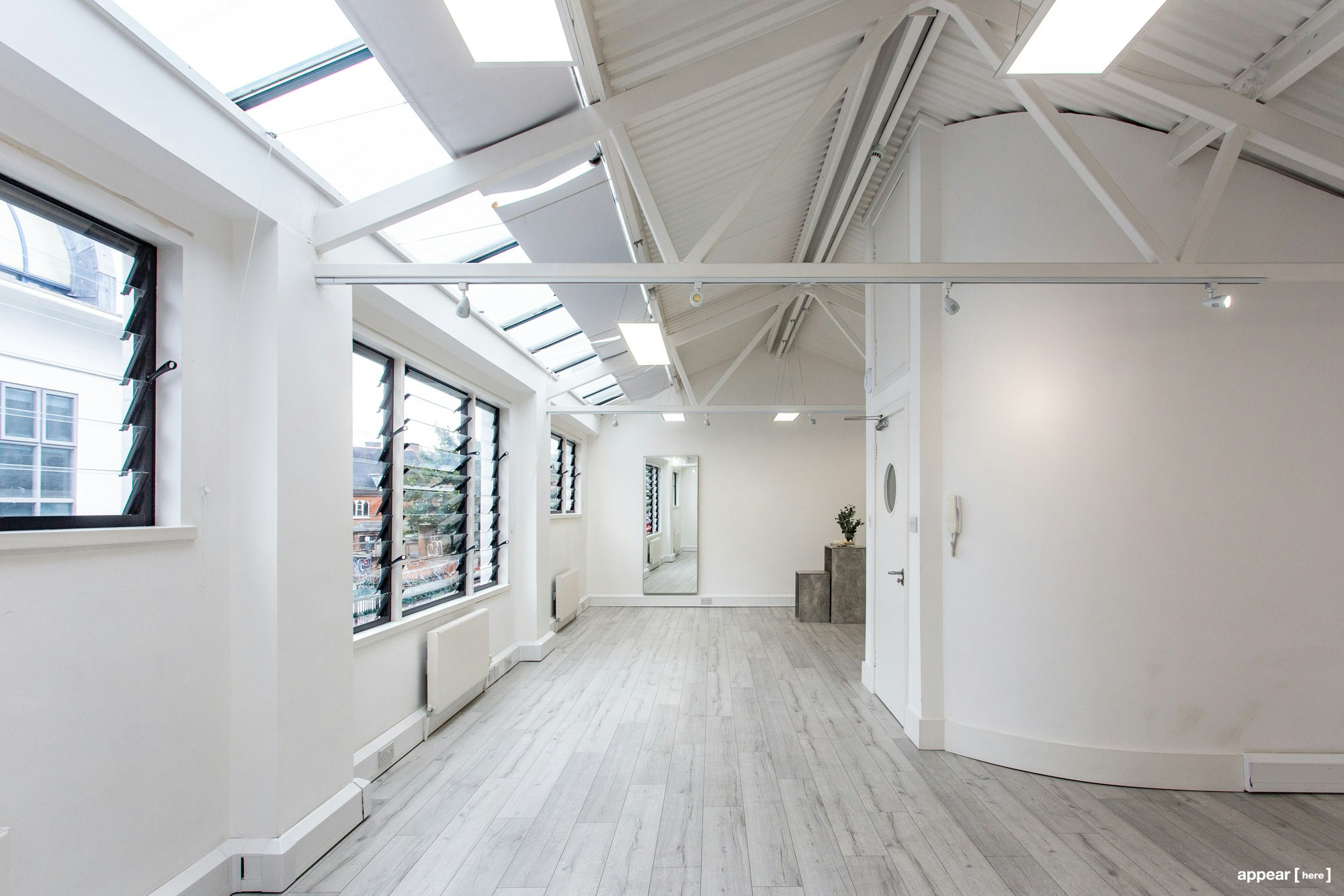 Stucley Place, Camden - The White Studio Space