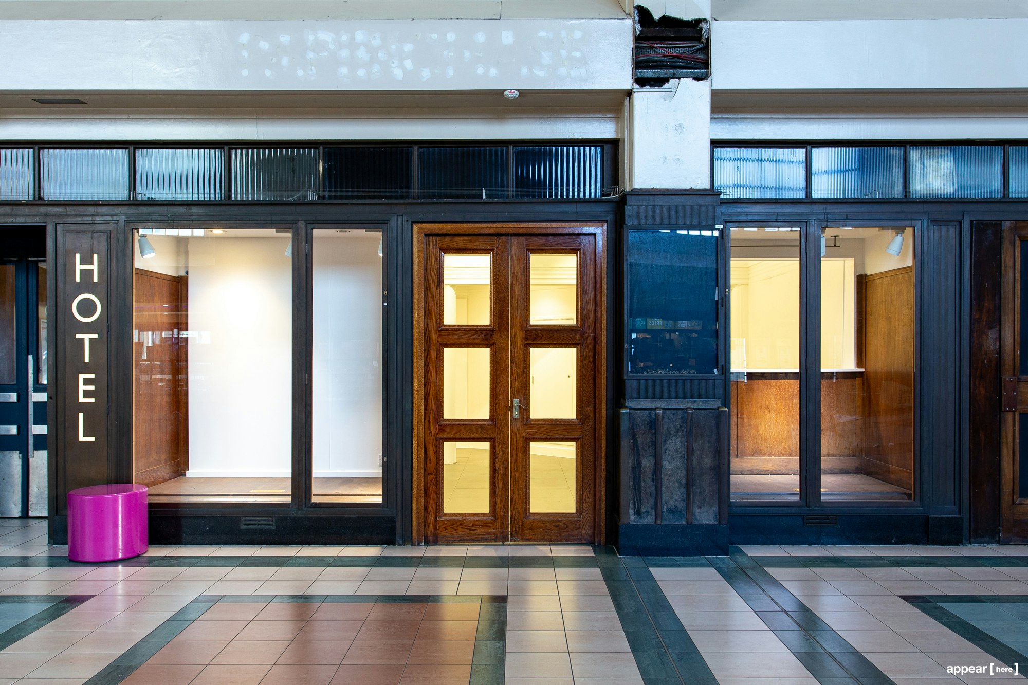 Leeds Station - Retail Unit