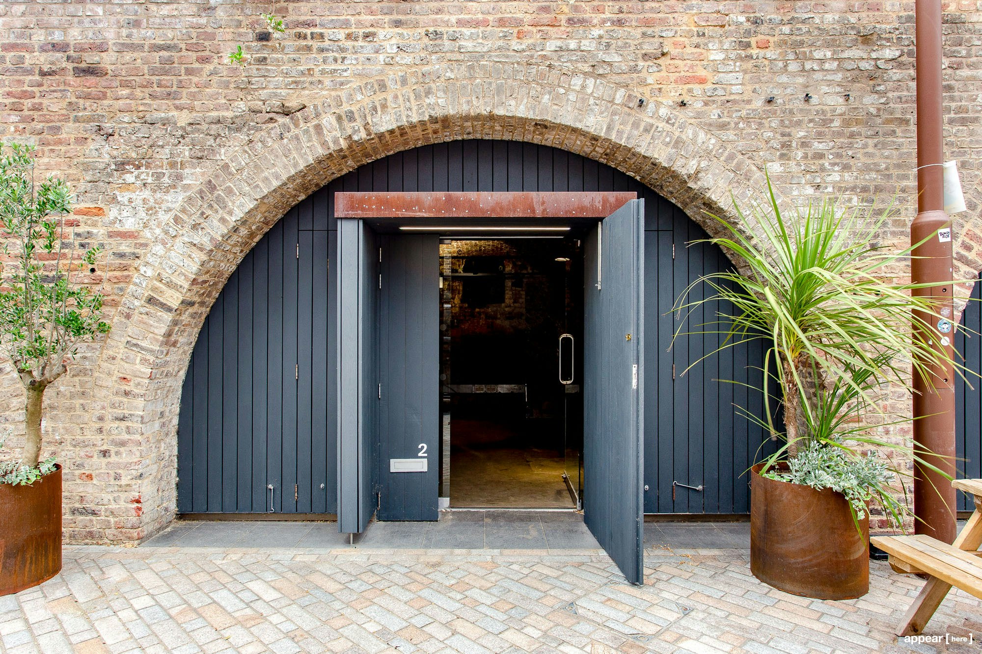Deptford Market Yard - The Central Retail Arch