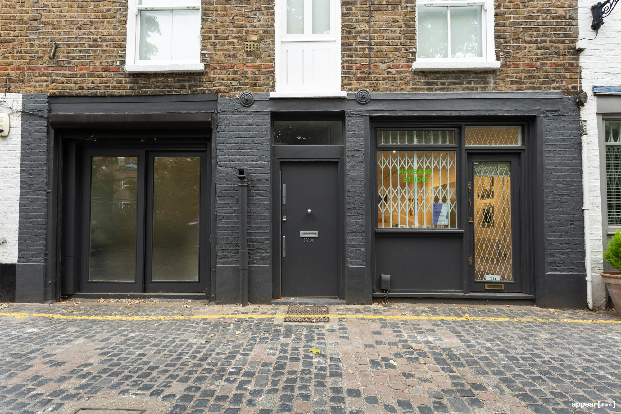 Hansard Mews, London - The Retail and Gallery Studio