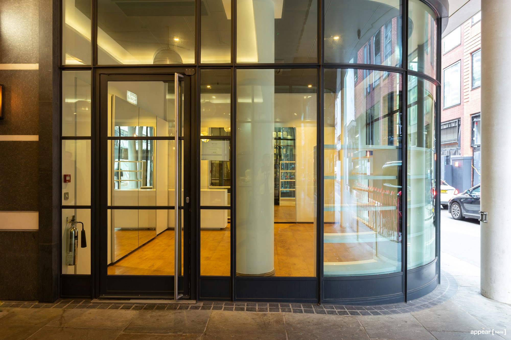 Ham Yard Village, Soho – The Curved Retail Space