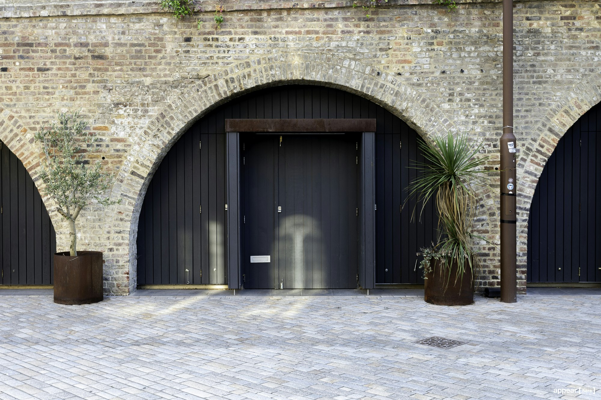 Arch 4 - Deptford Market Yard