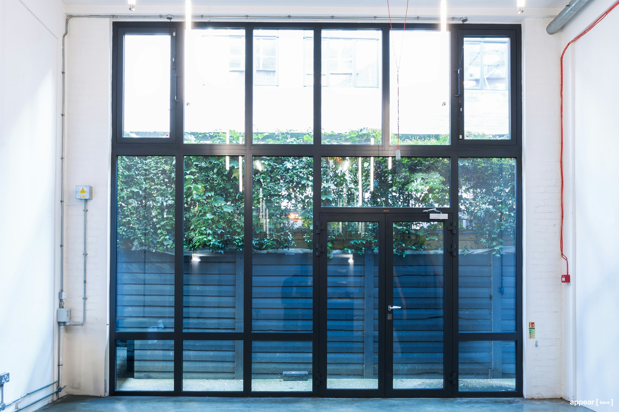 Richmond Lane, Netil House, Hackney - The Large Showroom