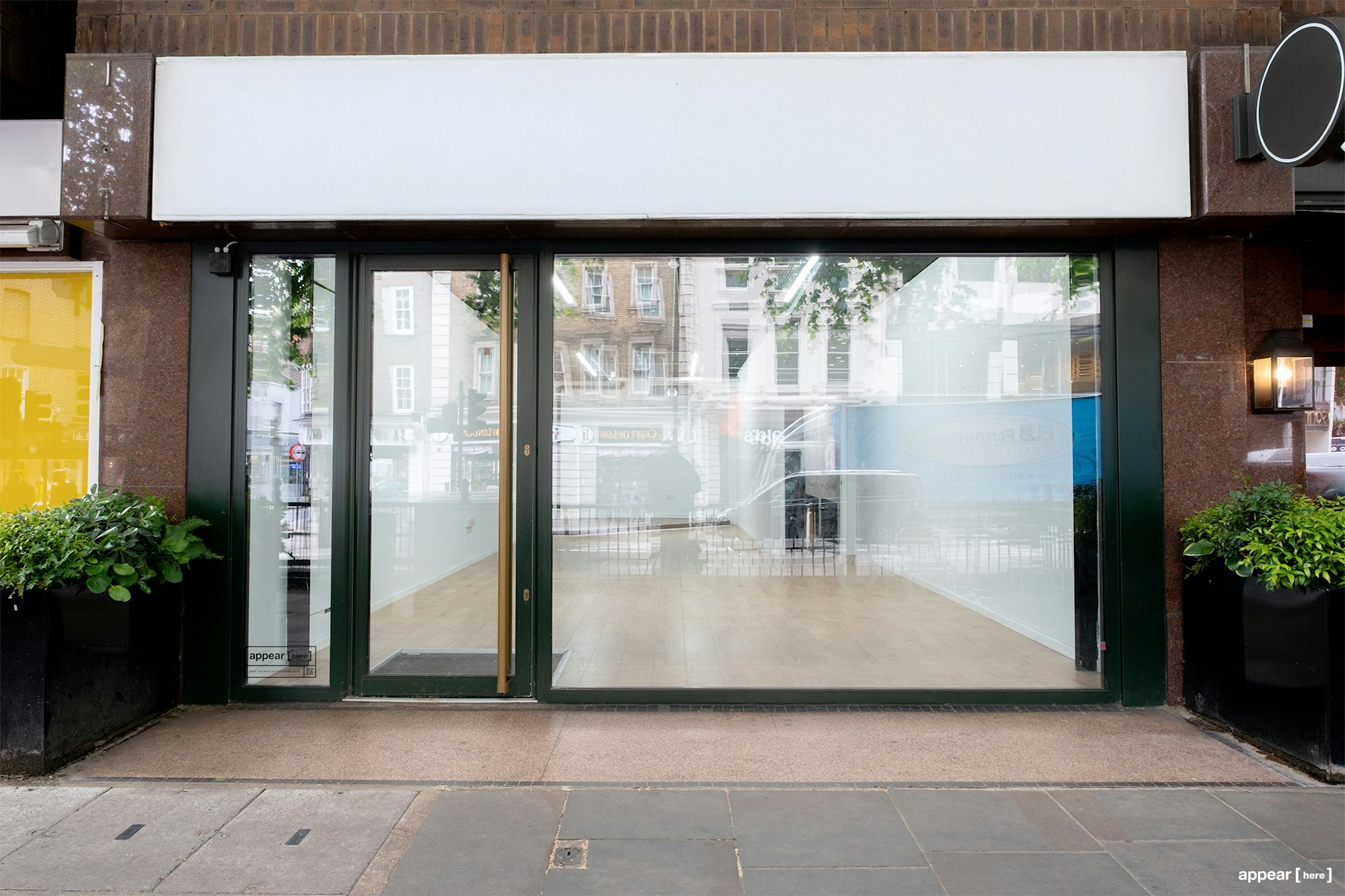 Brompton Road, Knightsbridge – The Glass Front Shop